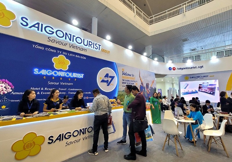 SaigonTourist cung cấp nhiều combo du lịch trọn gói giá rẻ