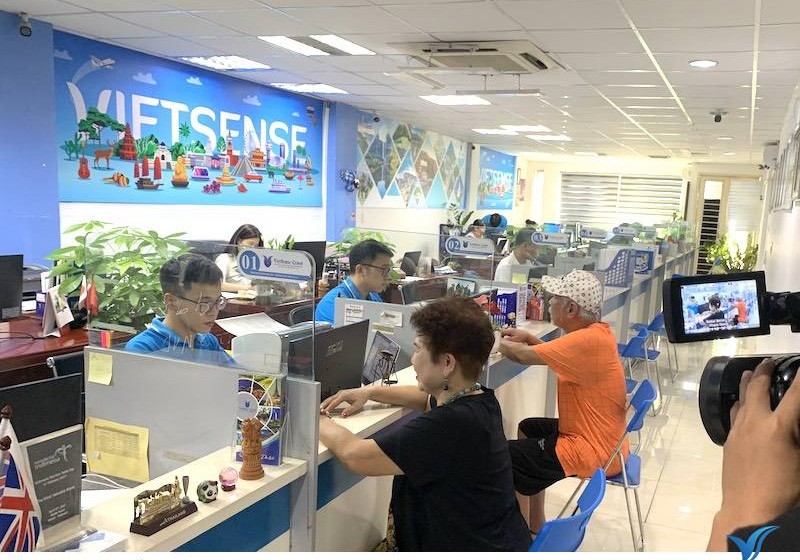 VietSense Travel cung cấp các tour du lịch từ châu Á đến châu Âu