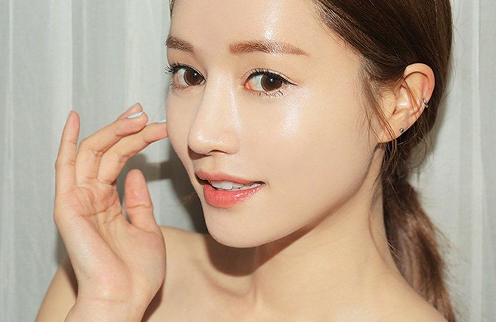 Nước lá đu đủ giàu vitamin A và C giúp làm đẹp da và chống lão hóa hiệu quả