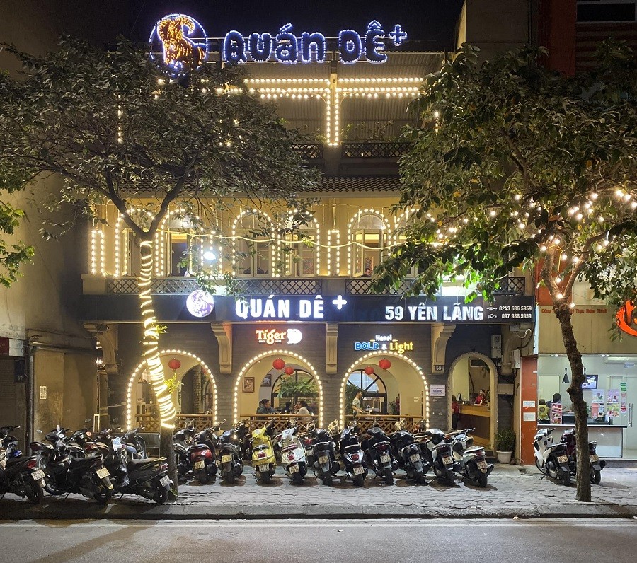 Quán dê 59 Yên Lãng với sức chứa lớn