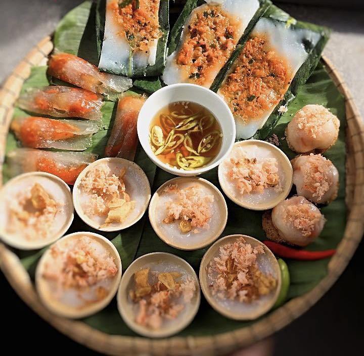 Các loại bánh truyền thống hấp dẫn tại Chi Rứa Quán