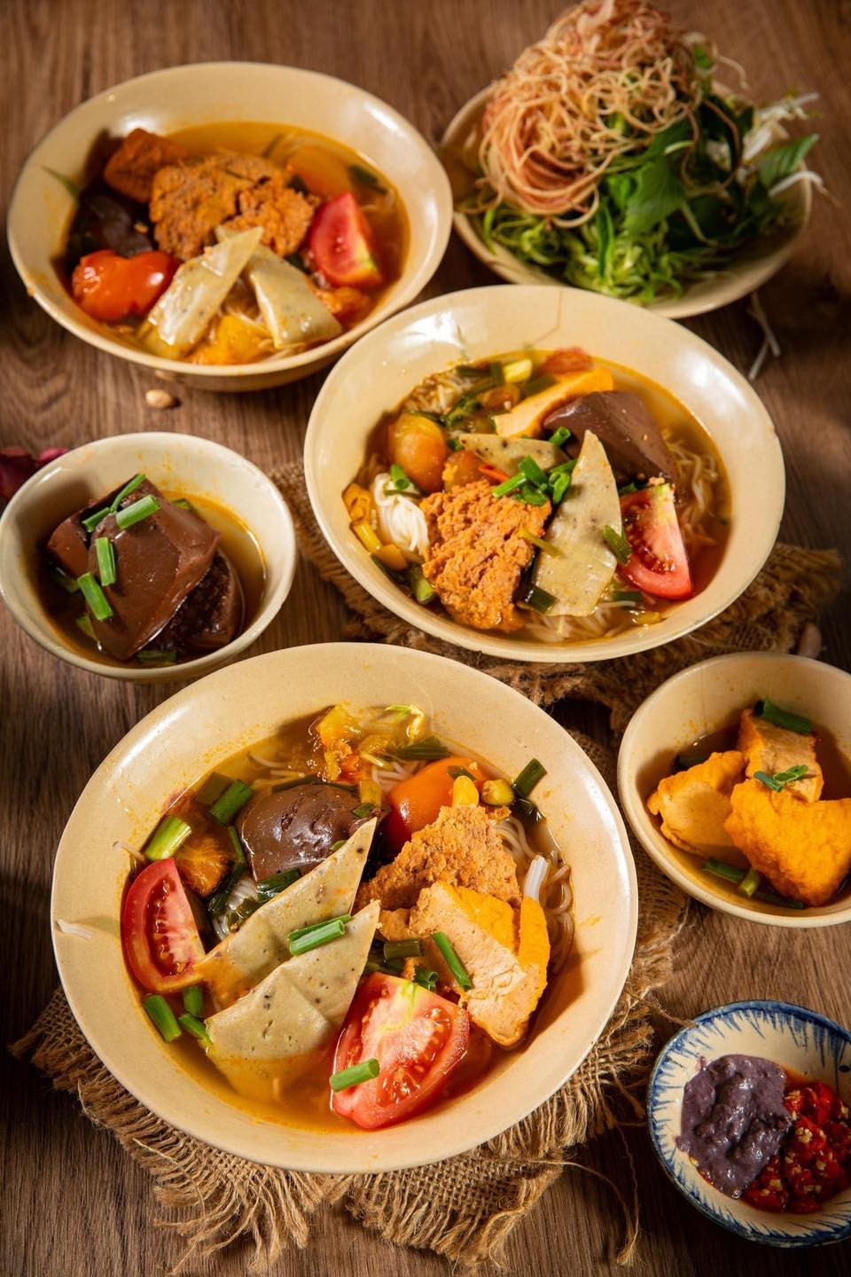 Bún riêu Gánh Sài Gòn nổi tiếng