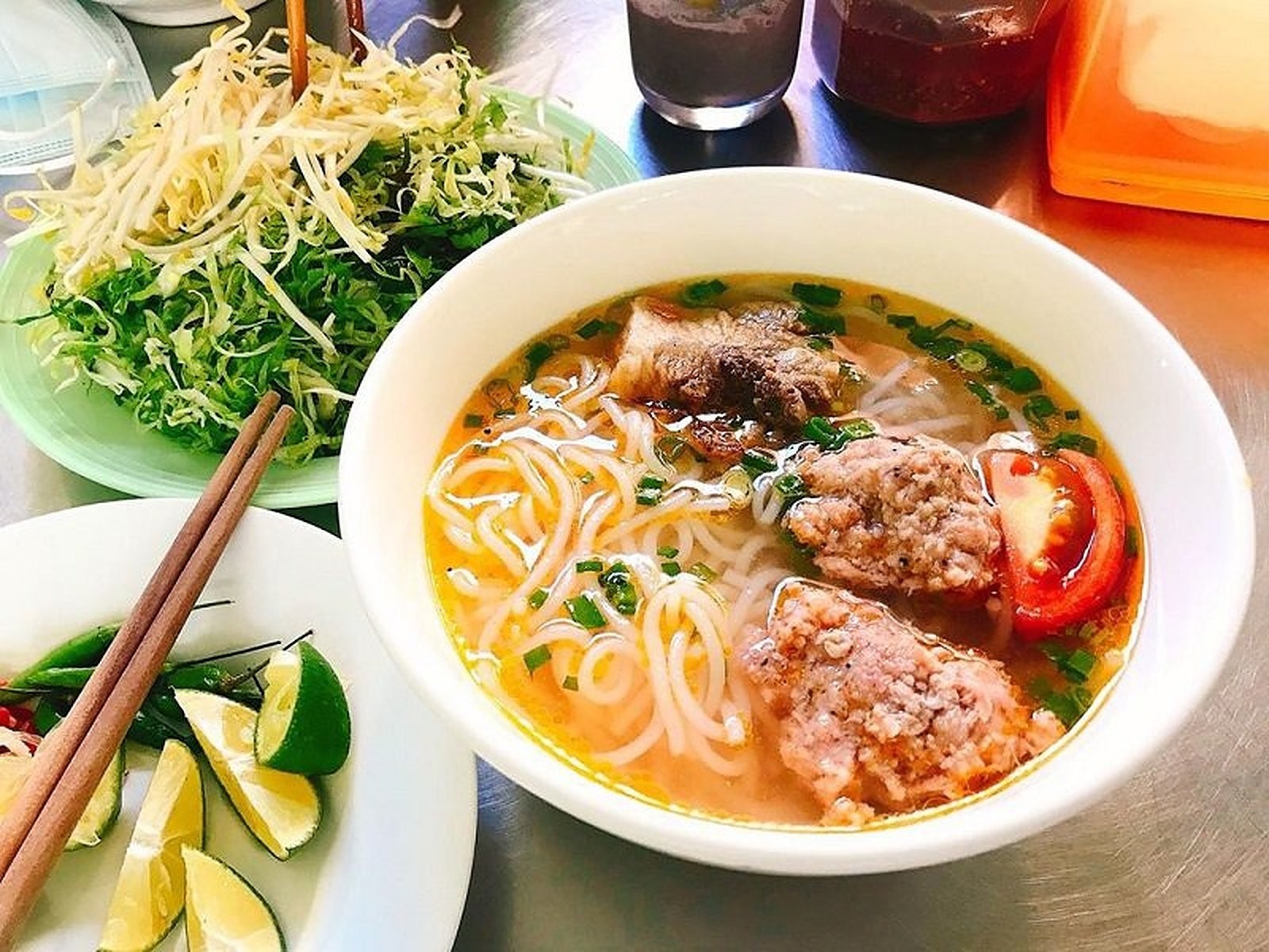 Nước dùng trong, ngọt tự nhiên