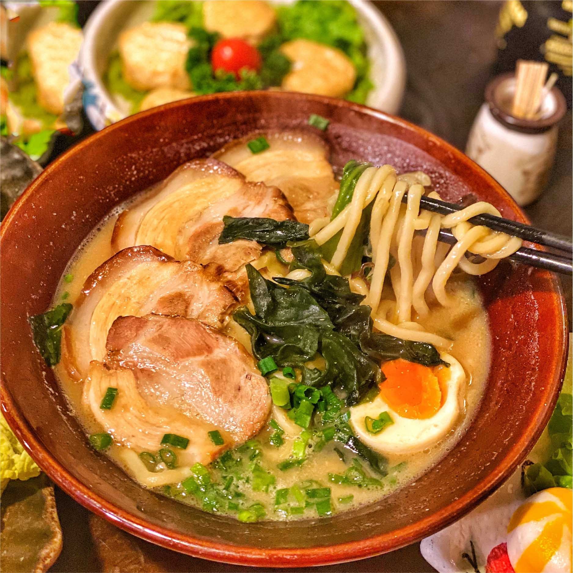 Fan mì ramen ở Hà Nội thì nhất định không được bỏ qua quán Sio Sushi