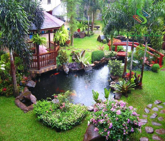 Nhà chòi thủy tạ xây trên hồ thư giãn, tạo không gian độc đáo, thơ mộng giữa thiên nhiên sân vườn