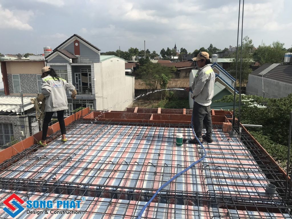 Cận cảnh quá trình thi công nhà ống 2 tầng, đảm bảo chất lượng