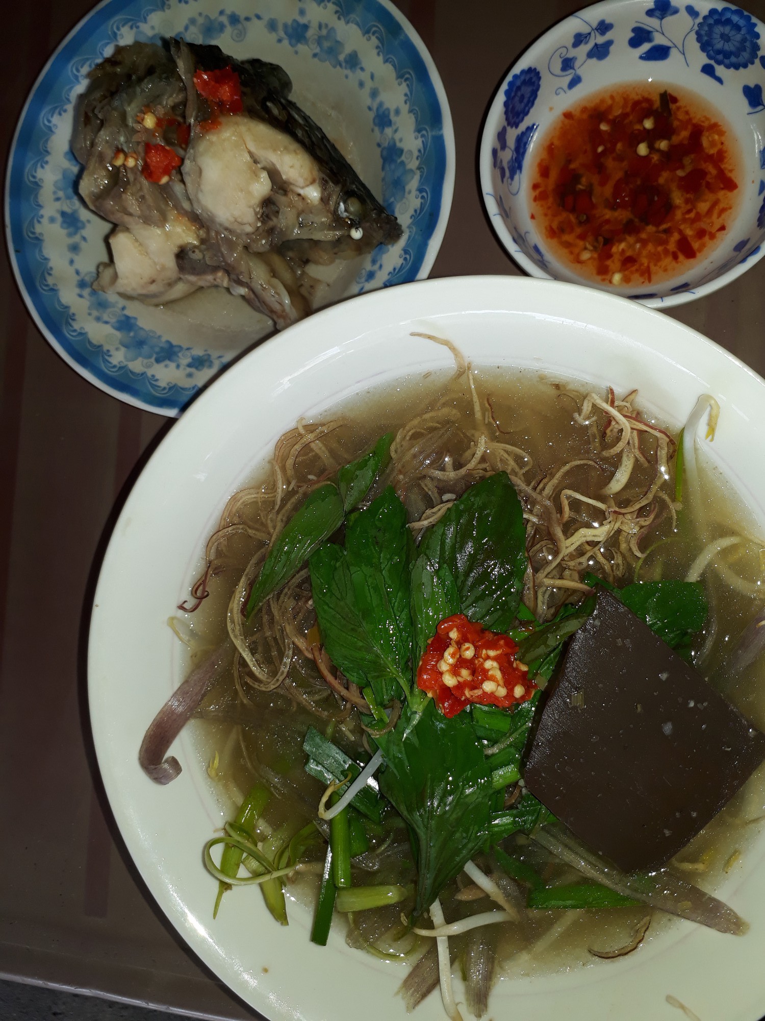 Tô bún nước lèo đầu cá lóc, một lựa chọn đặc biệt cho thực khách