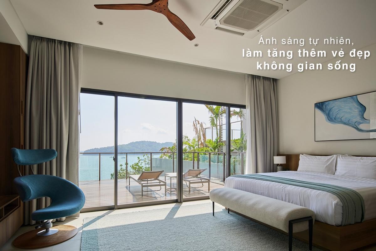 Nhà mái Nhật 1 tầng chữ L với cửa nhôm kính lớn thông thoáng