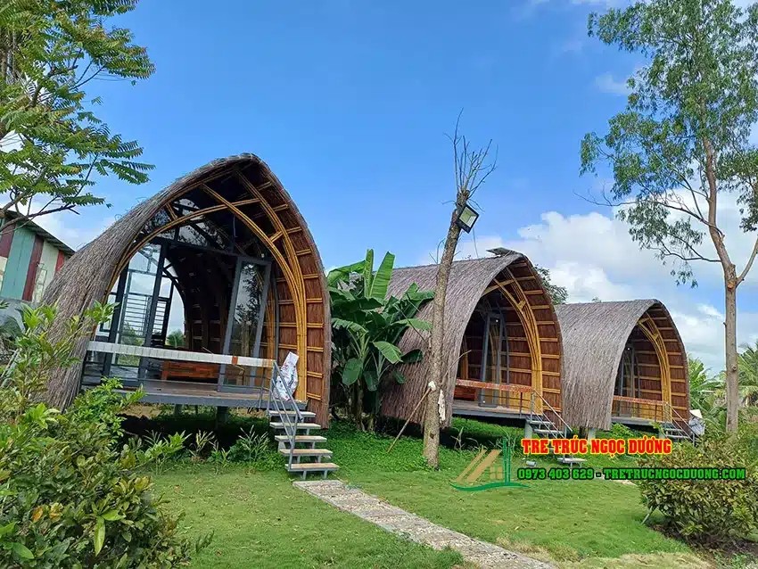 Mẫu nhà bungalow đẹp giá rẻ bằng tre trúc