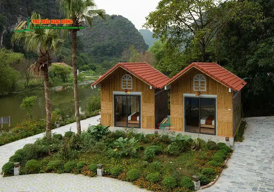 Mẫu nhà bungalow đẹp nằm trọn giữa khung cảnh thiên nhiên thơ mộng