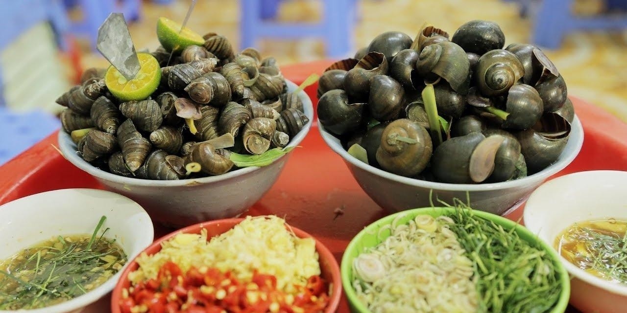 Quán ốc Trang Đinh Liệt đem đến một trải nghiệm ẩm thực tuyệt vời tại phố cổ Hà Nội